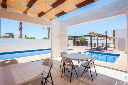 Spacious Home With Private Yard And Community Pool La Paz Exterior photo